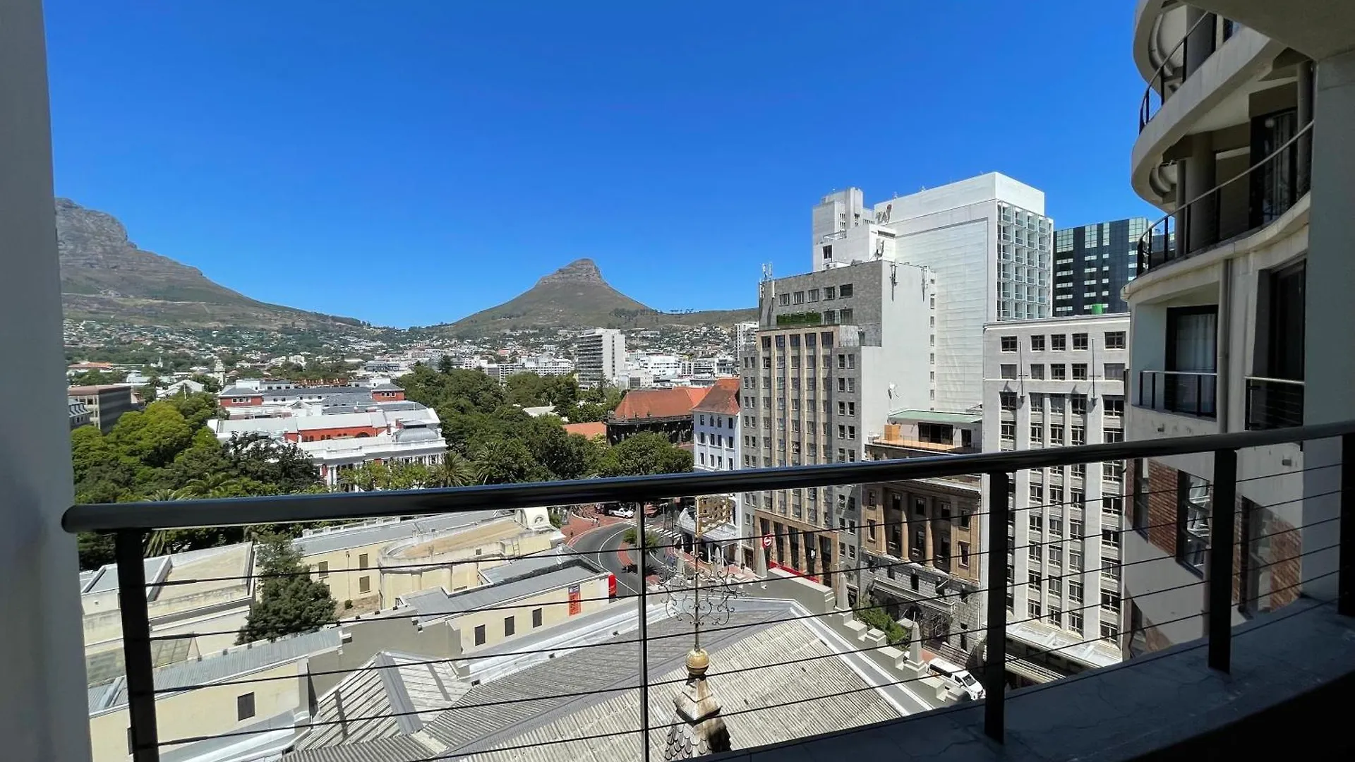 Apartment Piazza On Church 1004 By Ctha Cape Town South Africa