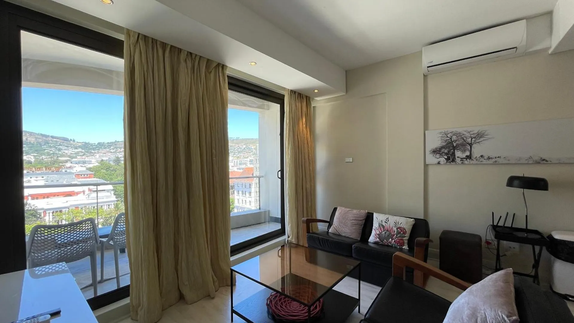 Piazza On Church 1004 By Ctha Cape Town