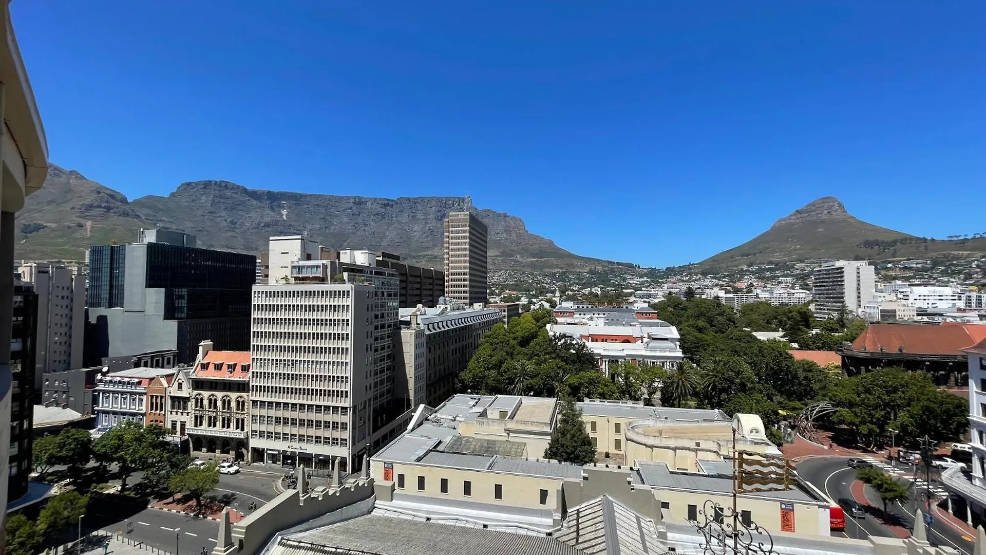 Piazza On Church 1004 By Ctha Cape Town Apartment